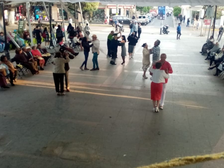Jueves de Danzón se ha Convertido en Una Bella Tradición de Tulancingo.