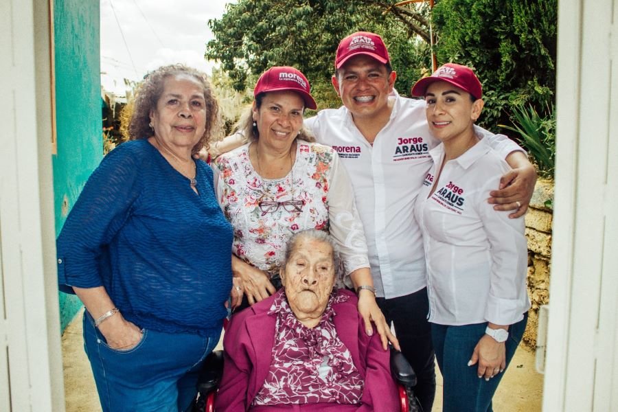 Mejorar Centros de Salud en Cuautepec, Promete Jorge Araus
