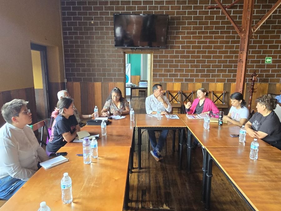 Ricardo Crespo, Aliado de Las Mujeres