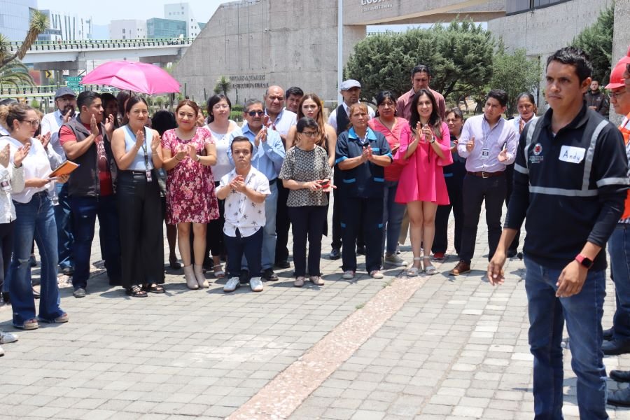 Realizan Simulacro y Capacitación en Protección Civil, Participan 104 Personas