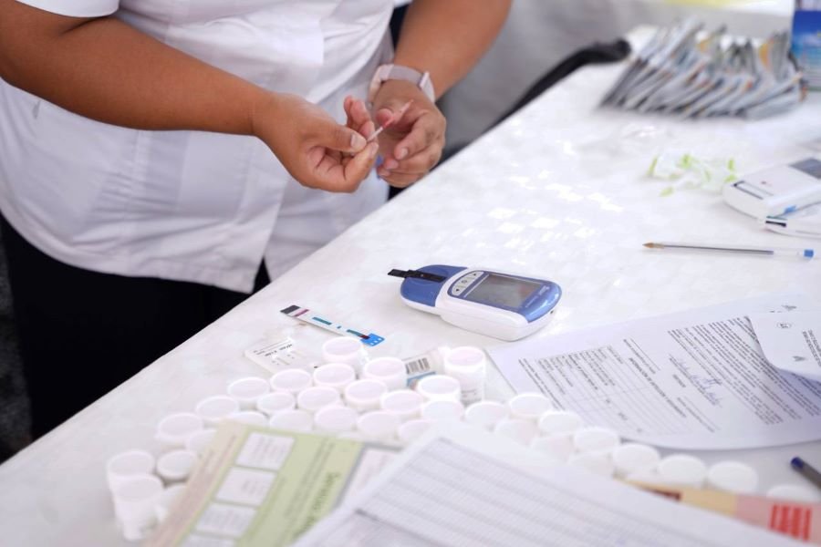 Mandatario Estatal Recorre Centro de Rehabilitación Integral en Santiago Tulantepec