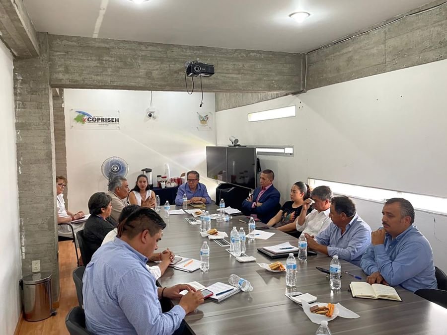 Fortalecer la vigilancia epidemiológica  y promover la educación y concientización entre los ganaderos la respecto de la brucelosis