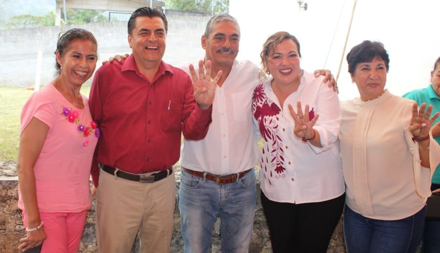 Se Compromete Yarabi González a Dotar de Mejores Condiciones a Docentes