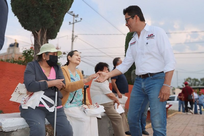 Trato digno y de calidad a los ciudadanos que vayan a la presidencia municipal, promete Lalo Medécigo