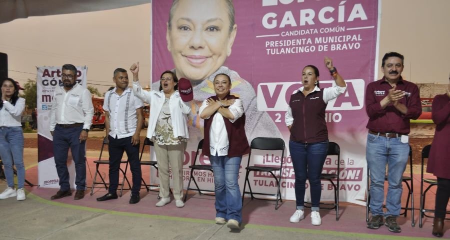 Vecinos de Ahuehuetitla Piden a Lorena García Intervenir Para Mejorar Sistema de Transporte Público