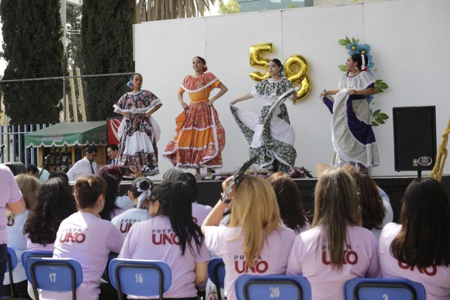 58 años de historia educativa, de compromisos y logros: Preparatoria Número 1