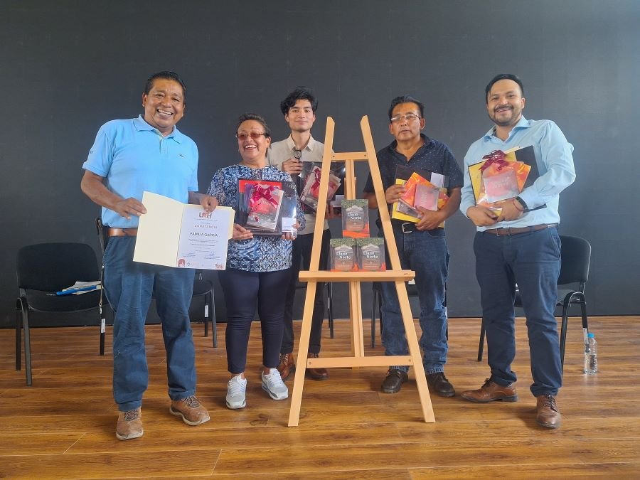 Celebra Radio UAEH Zimapán seis años al aire