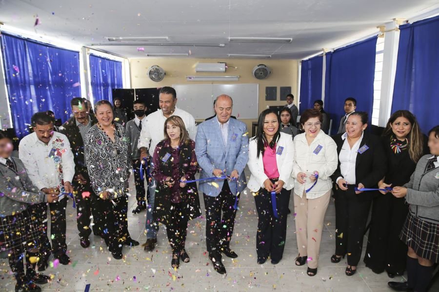 Inauguró Natividad Castrejón Aula de Cómputo en Secundaria “Nezahualcóyotl” de Tlahuelilpan