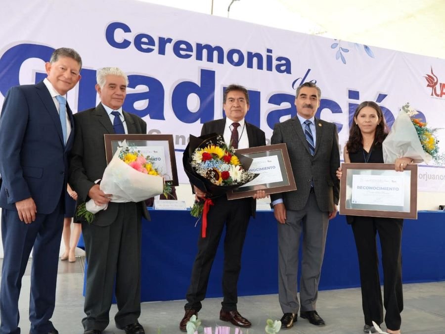 Otorga UAEH Títulos y Certificados a Escuelas Incorporadas