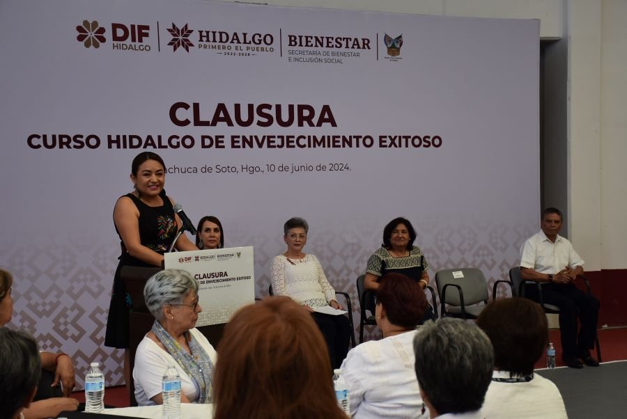 Personas Adultas Mayores Se Gradúan Como Promotores Gerontológicos