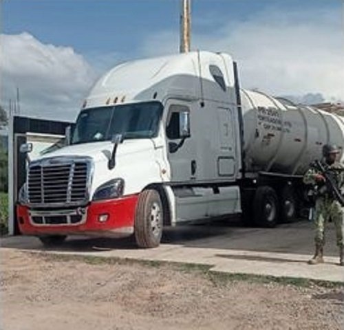 SEDENA, GN, FGR, PGJEH, SSPH, Aseguran   124 Mil Litros de Hidrocarburo en Progreso de Obregón