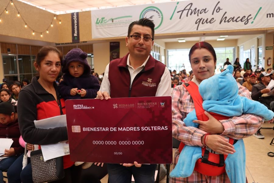 Entrega Sebiso El 70 Por Ciento del Total de Tarjetas de Los Programas Sociales