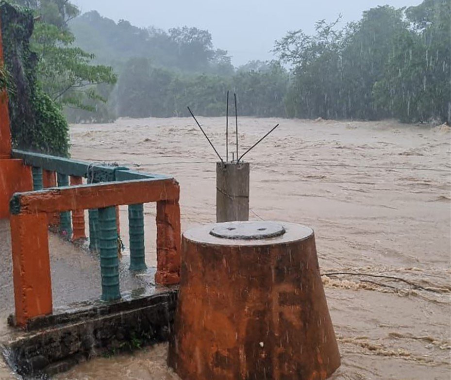 Fuertes Lluvias Causan Inundaciones y Daños a Viviendas en San Felipe Orizatlán