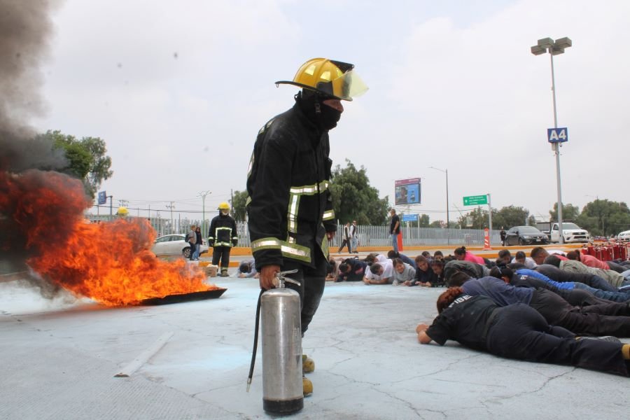 Capacita PIBEH a Personal Operativo para Actuar en Caso de Incendios