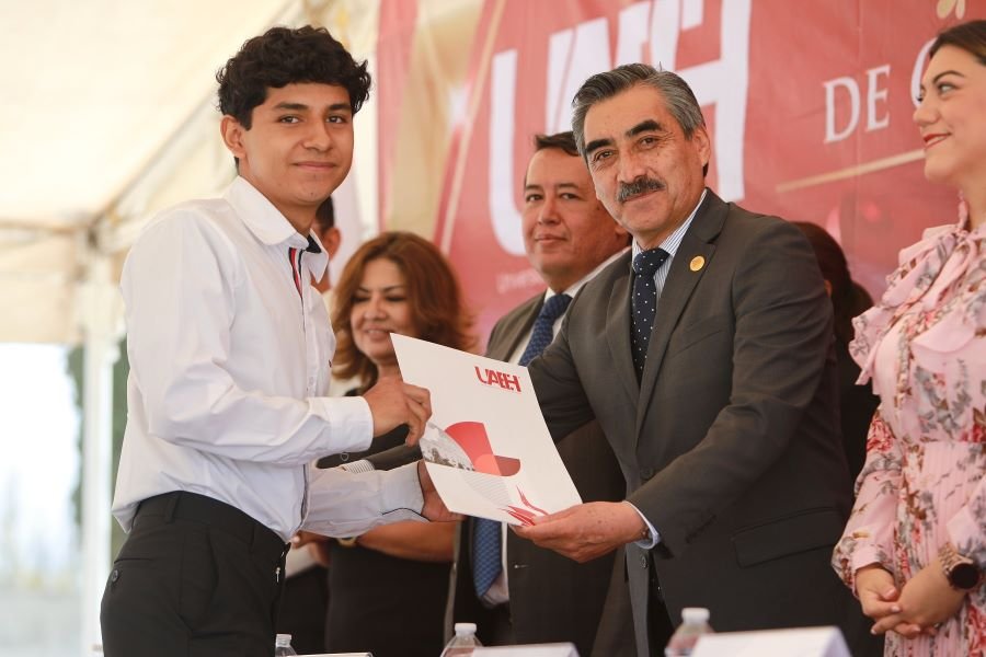 Reciben Certificados 158 Egresadas y Egresados de la Escuela Superior de Actopan