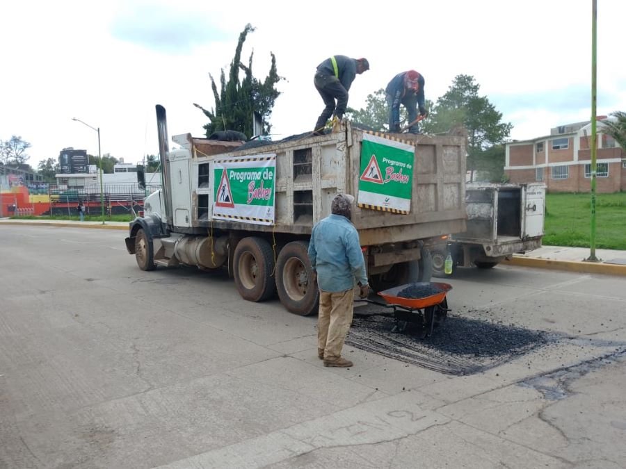 250 Toneladas de Mezcla Asfáltica Aplicadas en Jornada Intensiva de Bacheo