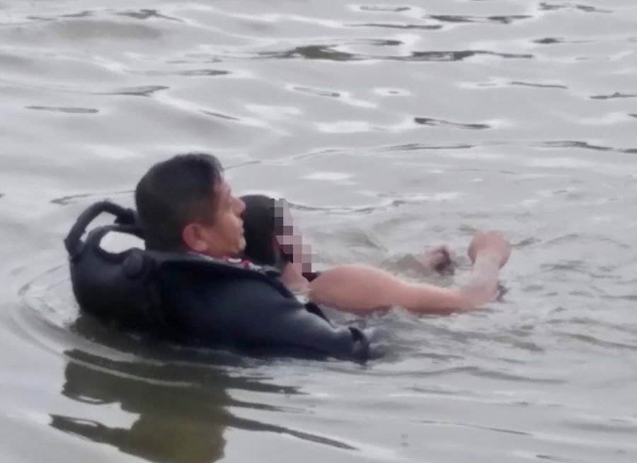 Elementos del H.  Cuerpo de Bomberos de Hidalgo Localizaron y Rescataron El Cuerpo de Un Joven