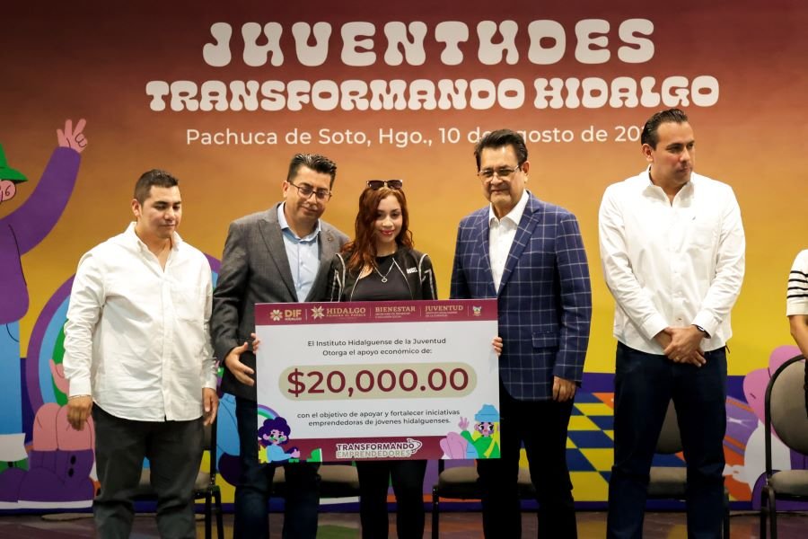 Entregan Apoyos de Programas Para Las Juventudes