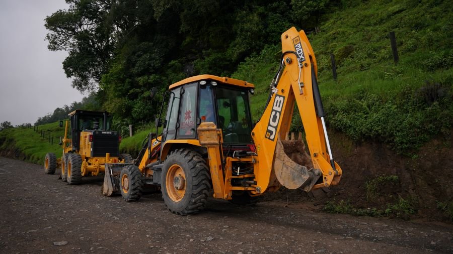 Dispone Menchaca 500 Mdp de Recursos Extraordinarios Para Caminos y Carreteras Afectadas Por Lluvias