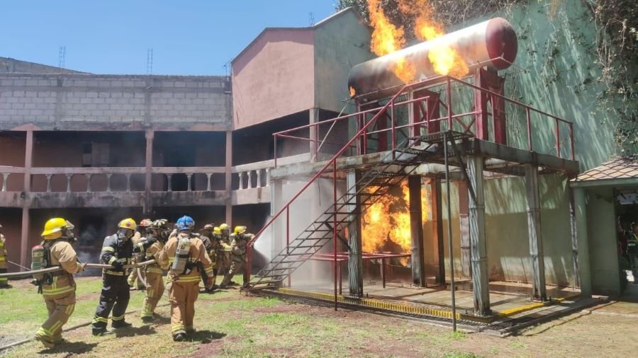 Realizan Mega Simulacros de Control de Fuego
