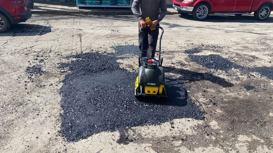 Actual Gobierno Municipal Trabaja a Marchas Forzadas en Bacheo