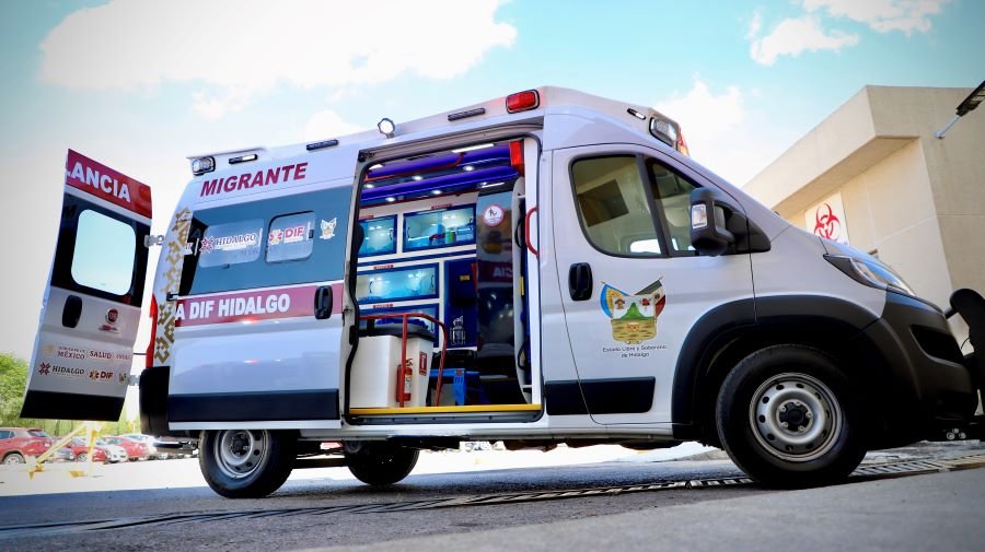 DIF Hidalgo Fortalece Atención a Migrantes Con la Entrega de 3 Ambulancias