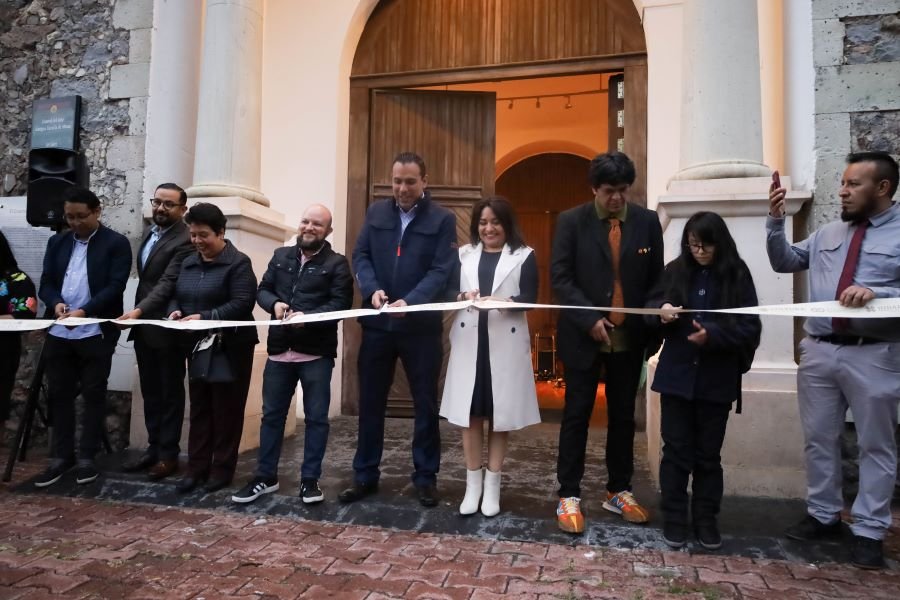 Inauguran la exposición “Marea de Lobos” de Ulises Figueroa en el Cuartel del Arte