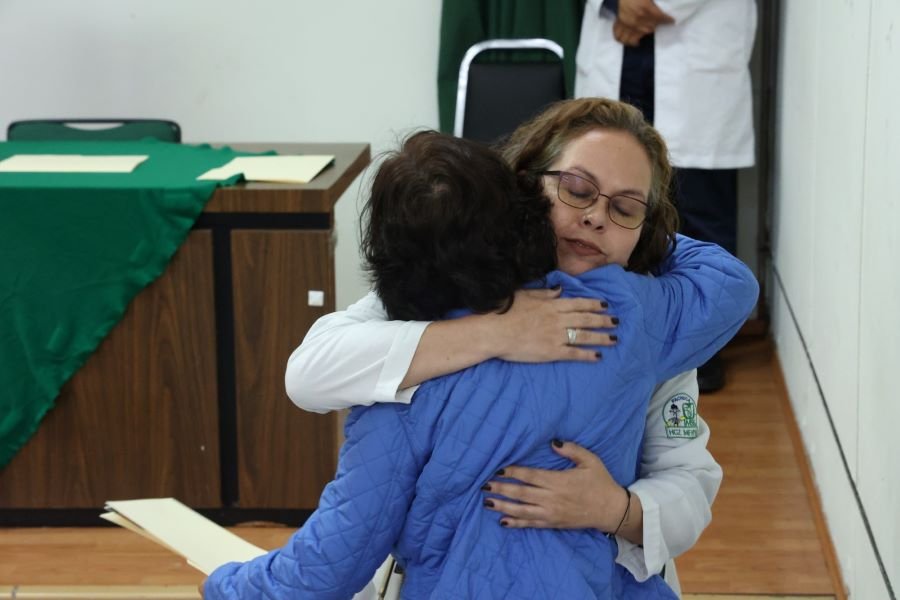 Entrega IMSS Hidalgo Reconocimientos a Familias de Donadores de Órganos