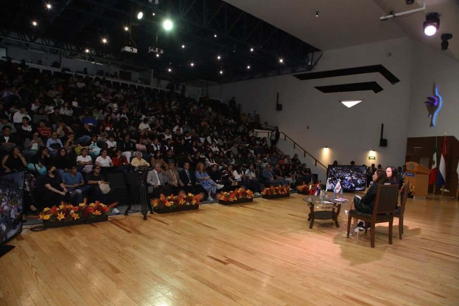 FUL 2024 Visibiliza Violencia de Género en Poderosa Presentación