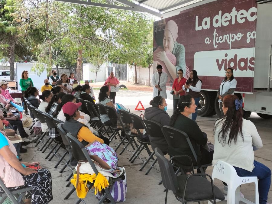 Gestiona Presidenta Lorena Garcia, Ante el Sector Salud Servicios de Mastografía Gratuitos