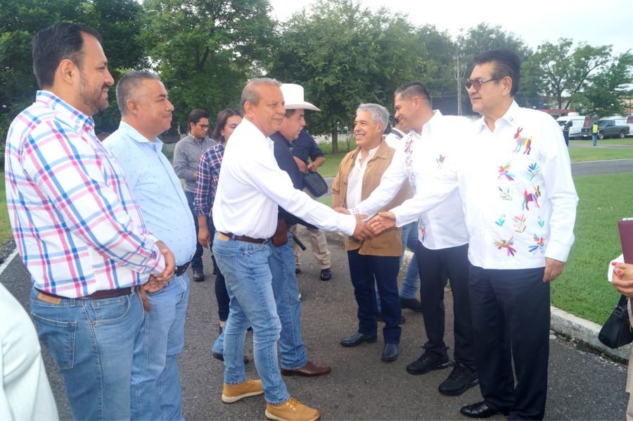 Secretario de Gobierno Presenta a Nuevo Subsecretario en la Huasteca