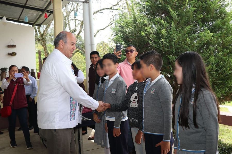 Titular del IHE Visitó Escuelas del Municipio de Lolotla