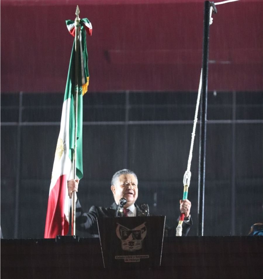 Grito de Independencia en Pachuca 15 de septiembre de 2025