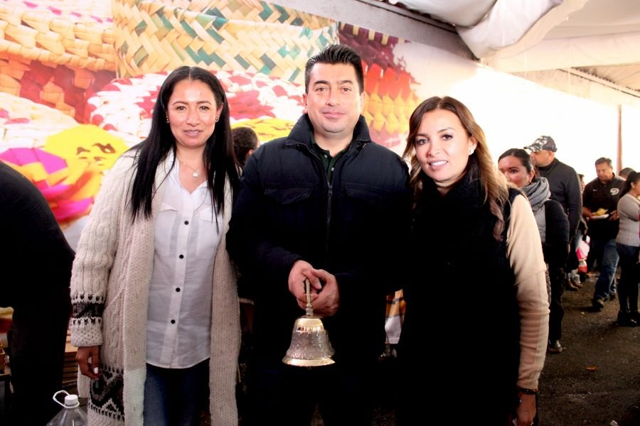 Coordinación Con Municipios y Otros Sectores Para la Comercialización de Artesanías Ofrece SEBISO