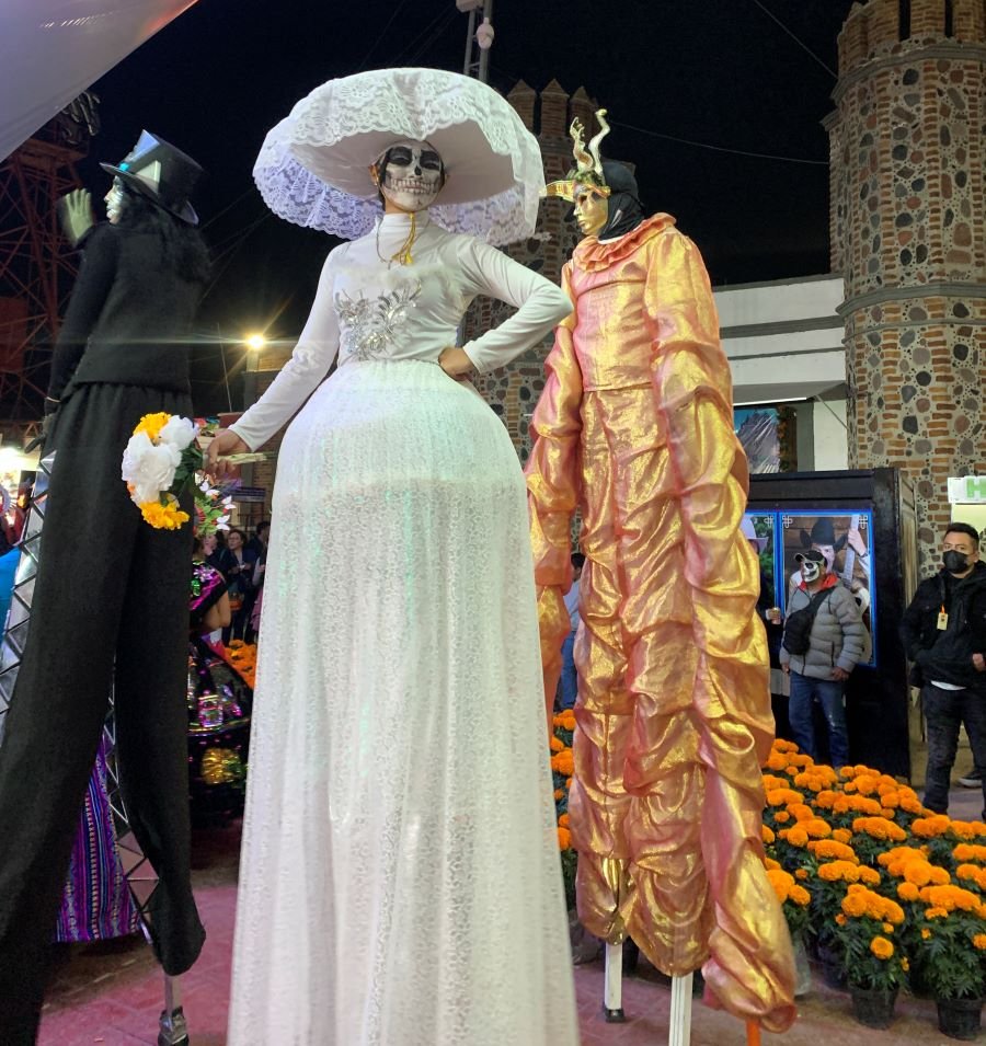 Desfile de Catrinas Durante la Última Semana de Feria