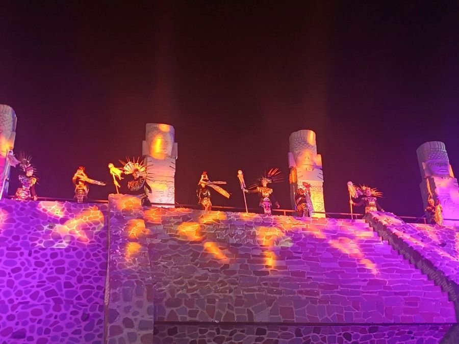 Fusiona Espectáculo Prehispánico Danza, Luz y Sonido en la Feria de San Francisco Pachuca Hidalgo 2024