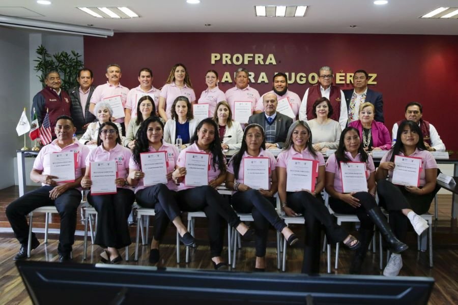 IHE Reconoce a Docentes Que Participaron en el Programa de Intercambio de Maestros México-Estados Unidos 2024