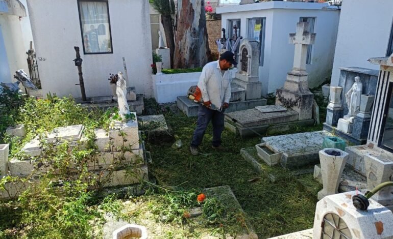 Propone Regidora de Pachuca, Creación de Un Nuevo Reglamento de Panteones Municipales