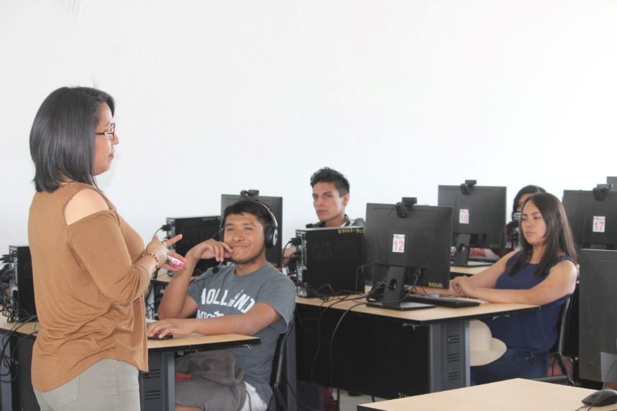 UTVAM BIS Ofrece Cursos de Francés e Inglés al Público en General