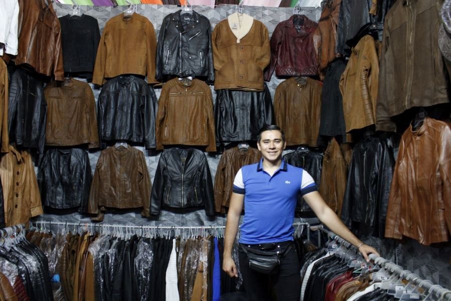 Zona Comercial de la Feria de San Francisco Pachuca Hidalgo 2024 Ofrece Gran Variedad de Productos