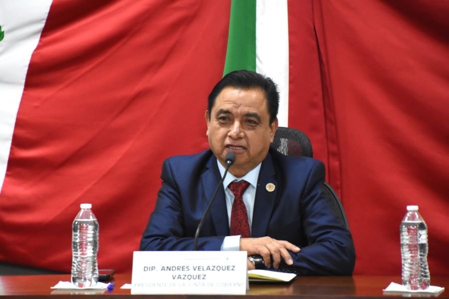 Andrés Velázquez Sostiene Reunión Con Sector del Campo