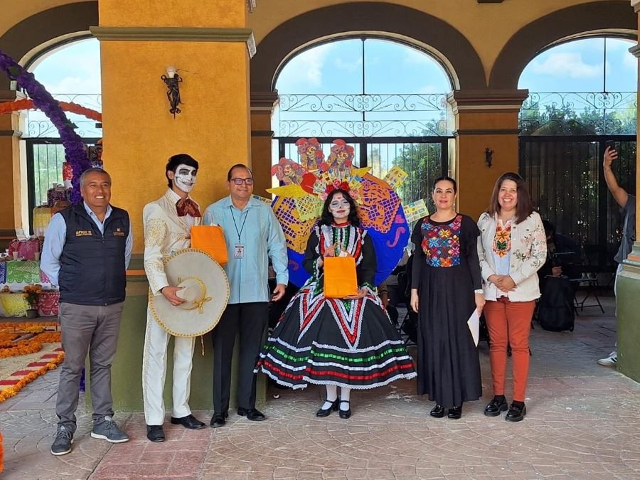 La UTMIR Fortalece Las Festividades del Xantolo Entre su Alumnado