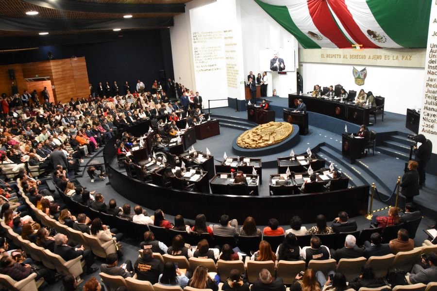 Legisladores del Décimo Parlamento Infantil Piden Implementar Acciones Contra Violencia Familiar