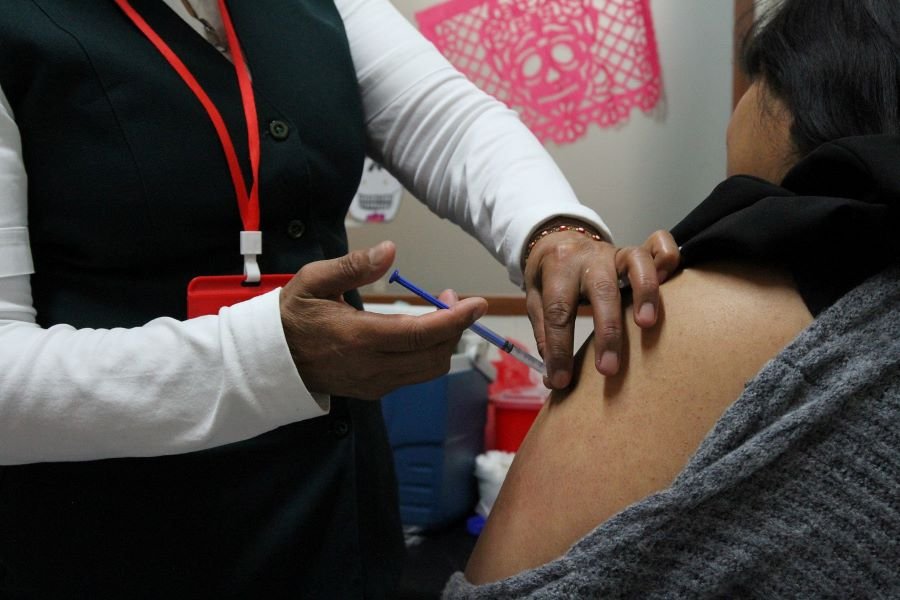 UAEH Inicia Jornada de Vacunación Contra la Influenza y COVID-19