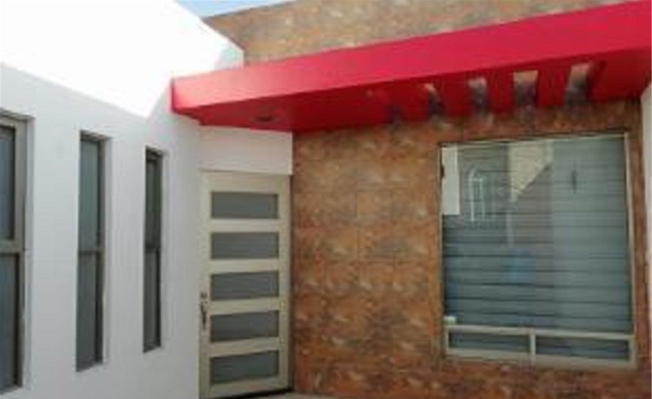 Tres Sujetos Armados Asaltan a una Pareja de Adultos Mayores en su Casa en el Fraccionamiento Real de Pachuca