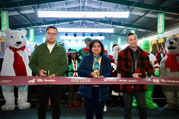 DIF Hidalgo Inauguró Pista de Hielo y Villa Navideña en el Recinto Ferial de Pachuca