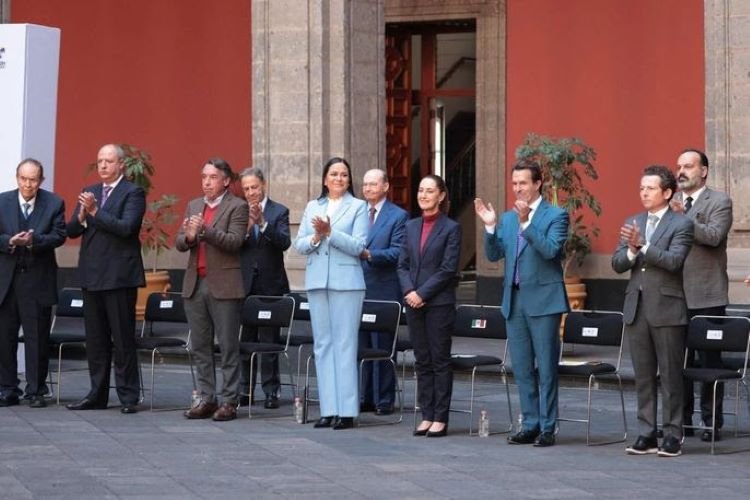 Destina Presidenta Claudia Sheinbaum 900 Mdp en 2025 Para Otorgar El Derecho a La Rehabilitación a Personas Menores de 18 Años Con Discapacidad