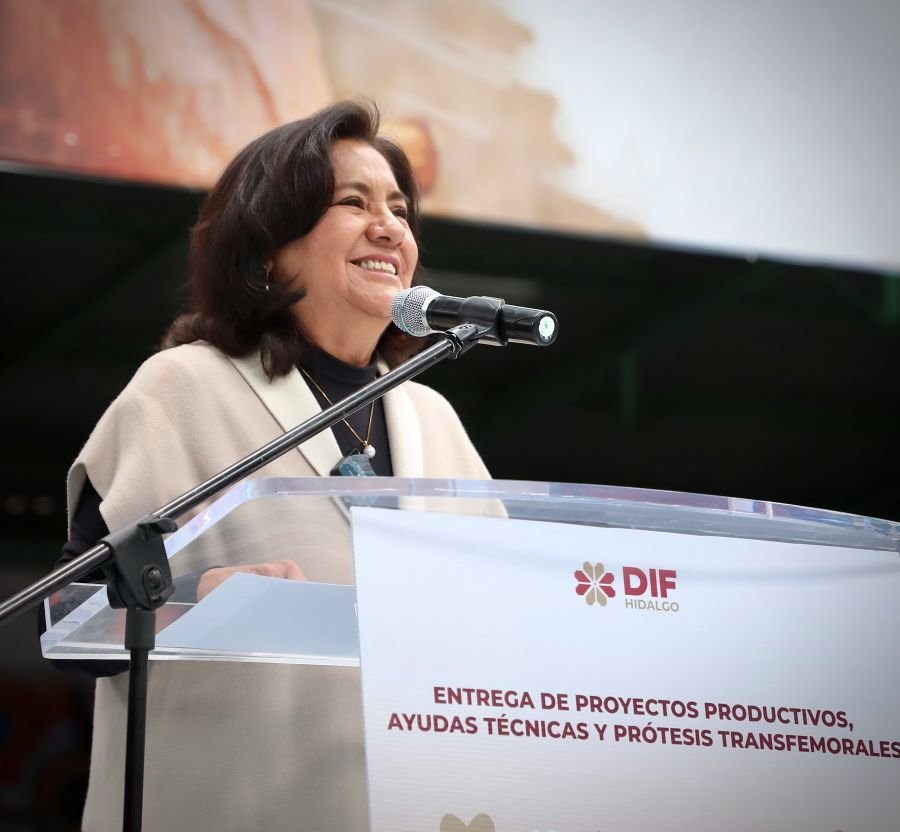 La Familia DIFH Celebra el 49º Aniversario del SNDIF