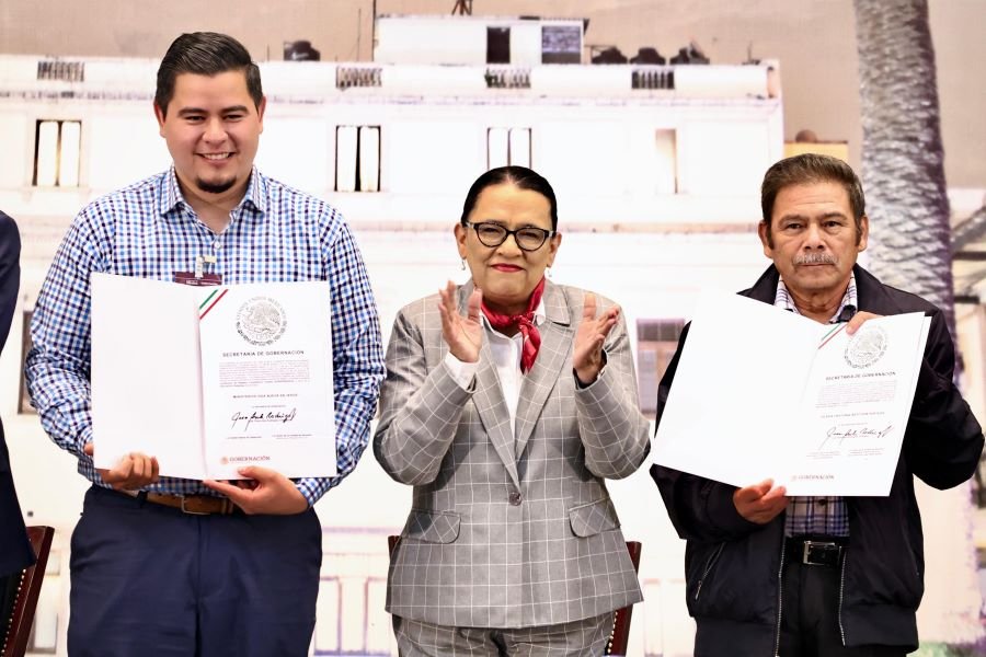 Entrega Gobernación 129 Títulos a Asociaciones Religiosas