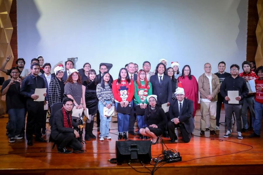 La Navidad Llega al Teatro Hidalgo Con el Talento de la EMEH